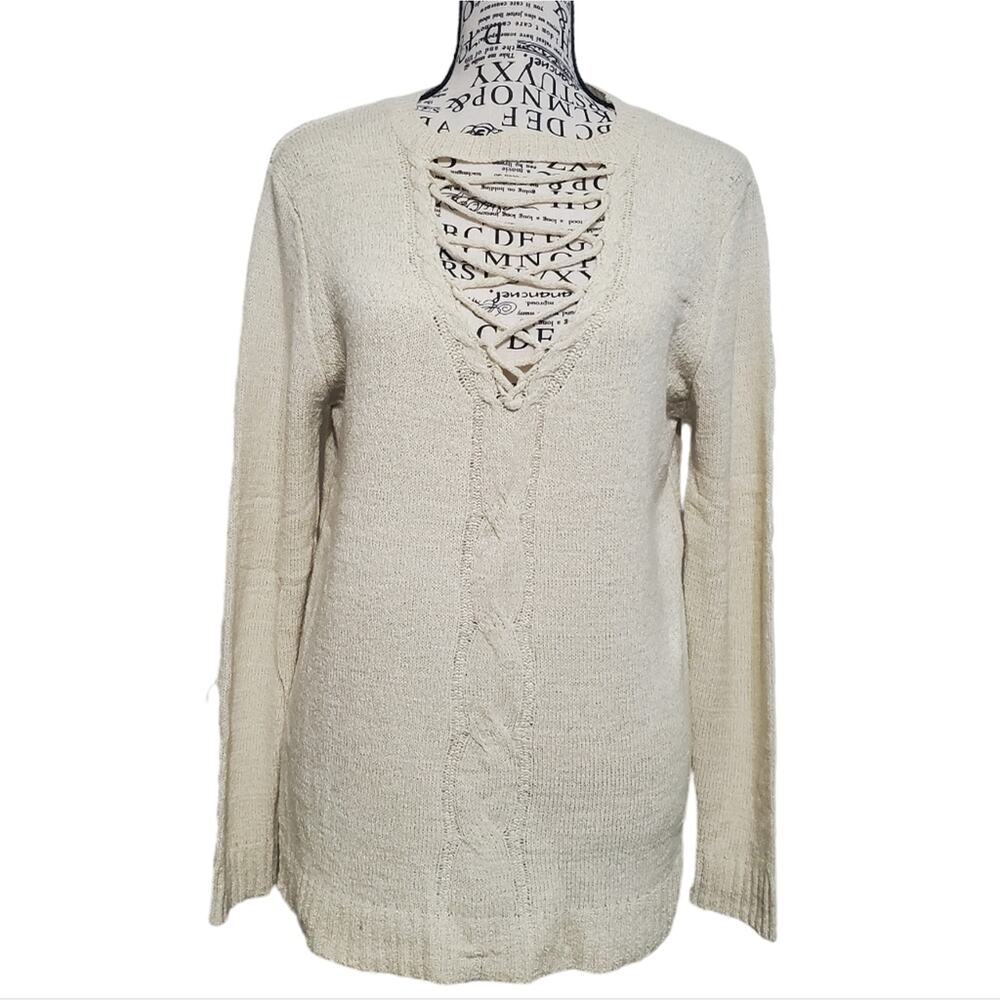 Entro Light Tan Cut Out Neckline Lightweight Long Sleeve Sweater Small